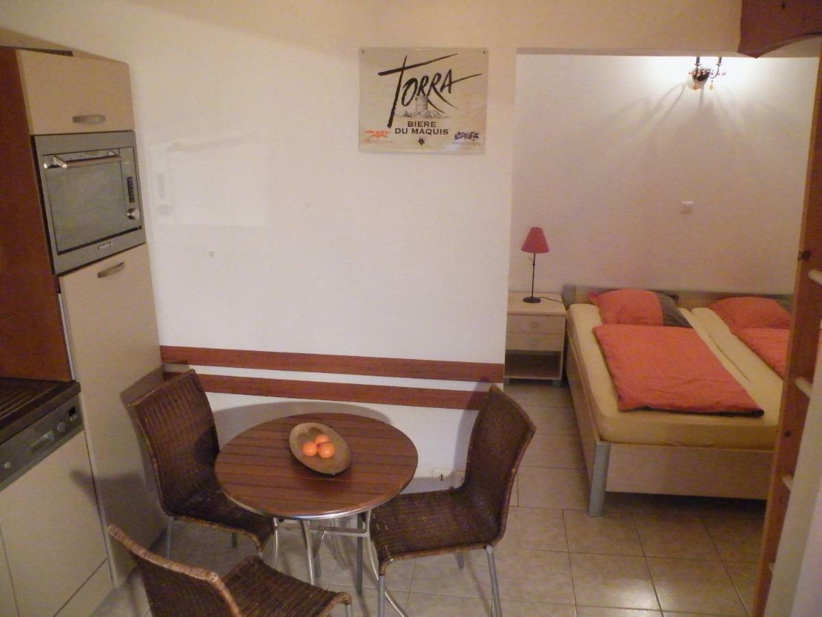 Villa Liamone Studio Fuer 3 Personen , 400 M Vom Strand, Pool, Klimaanlage Sagone  Exterior foto