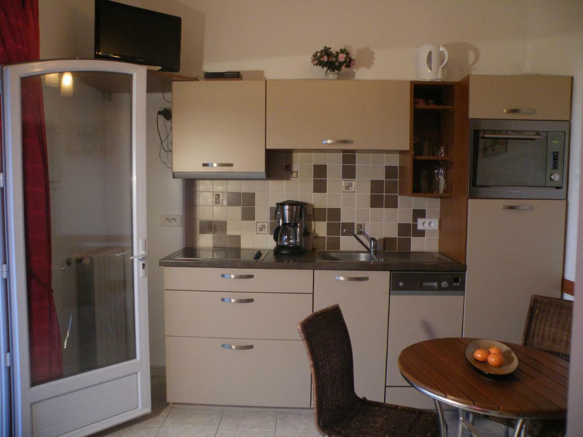 Villa Liamone Studio Fuer 3 Personen , 400 M Vom Strand, Pool, Klimaanlage Sagone  Exterior foto